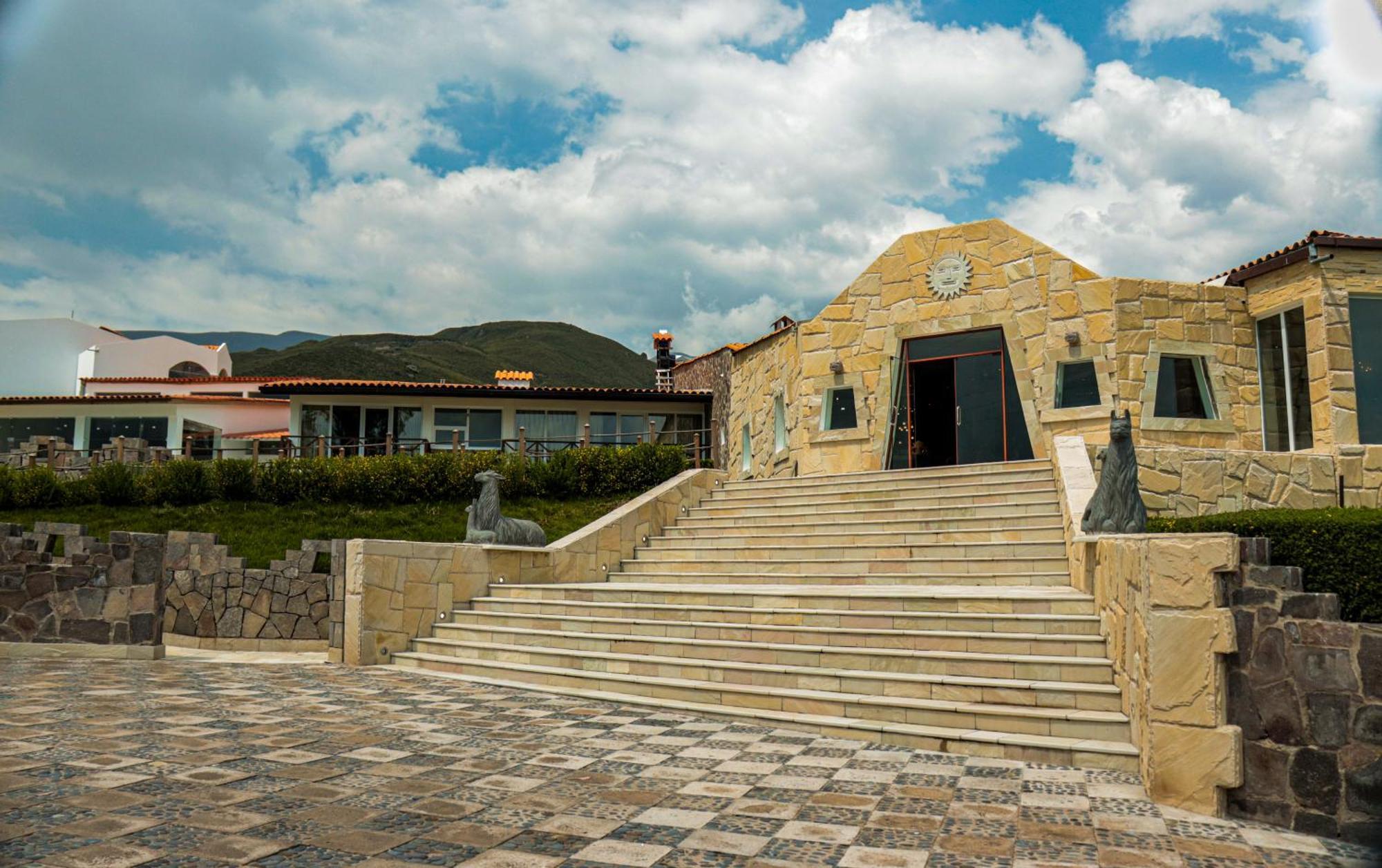 Hotel Puerta Del Sol Colca Yanque エクステリア 写真
