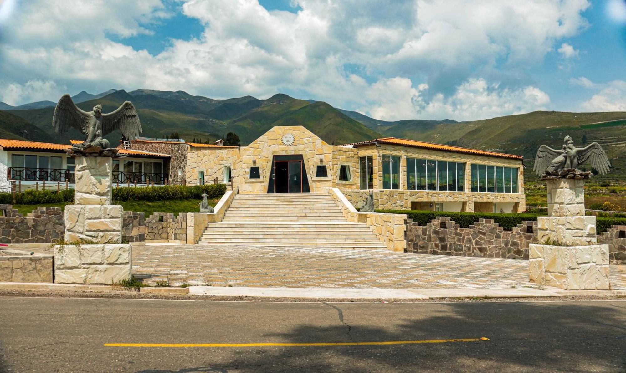 Hotel Puerta Del Sol Colca Yanque エクステリア 写真